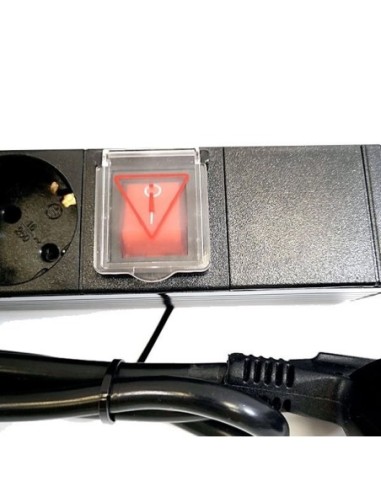 REGLETA 8 TOMAS PG PARA RACK 19"...