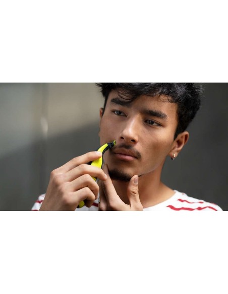 AFEITADORA PERFILADORA PHILIPS ONE BLADE QP2520