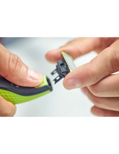 AFEITADORA PERFILADORA PHILIPS ONE...